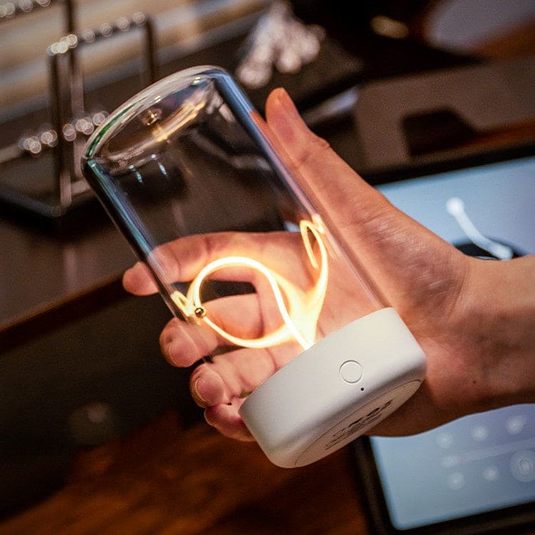 Light play: minimalist wireless table light - Truloy